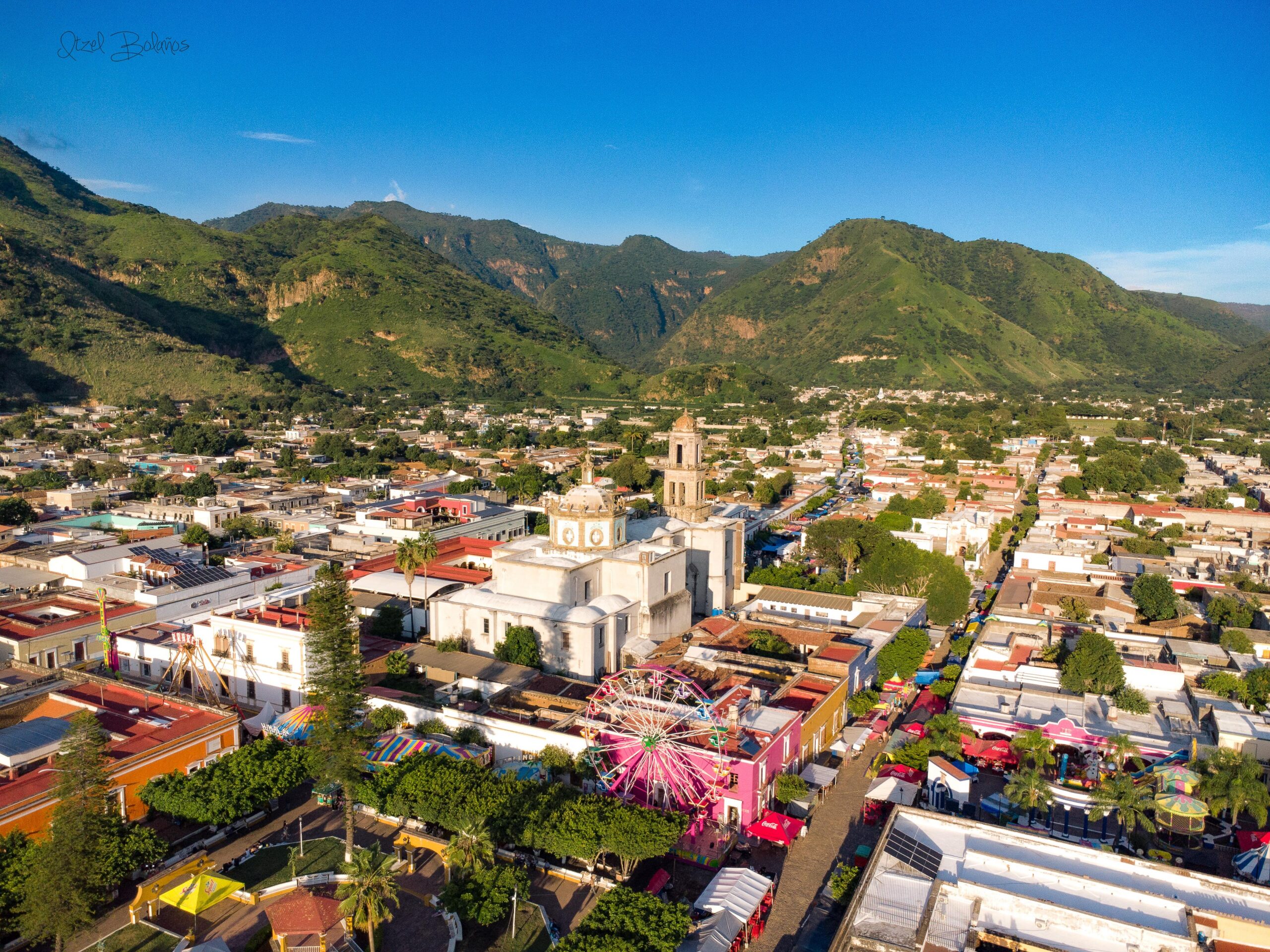 “Entre montañas, fe y tradición: un pueblo que celebra sus raíces